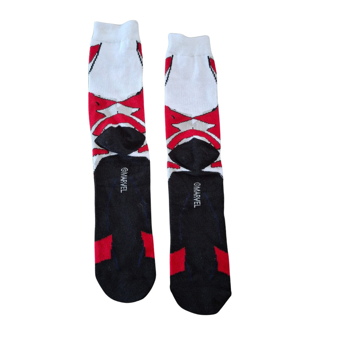 Marvel Universe Comics Spiderman Red and White Size 6/5-11 (Fabric Sock Unisex)