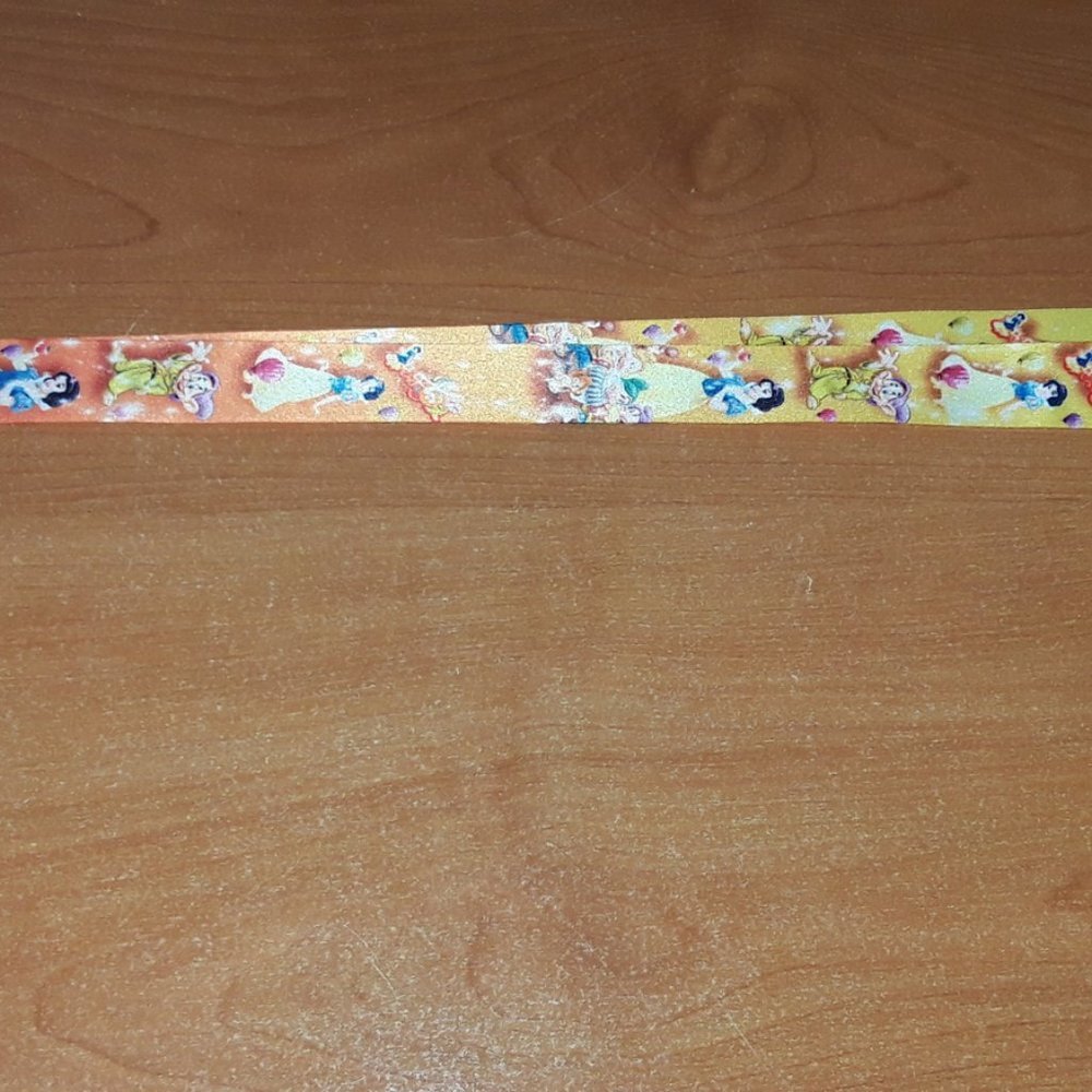 Walt Disney Princess Snow White Lanyard with Clip